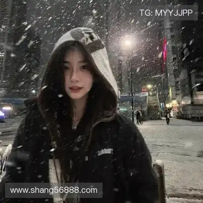 华熙皎